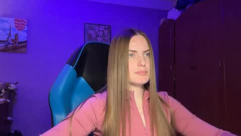 Erica online show from April 24, 5:48 pm