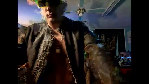 Snapshot of silvawolve chatting on February 23, 3:26 am SILVA online show from February 23, 3:26 am