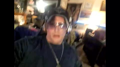 Snapshot of silvawolve chatting on March 4, 5:02 am SILVA online show from March 4, 5:02 am