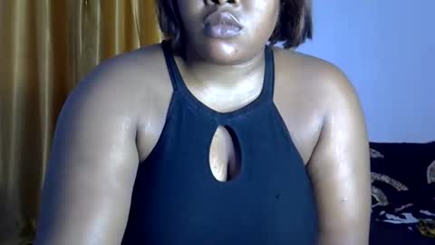 Snapshot of silver_baby06 chatting on June 11, 6:55 am silver baby06 online show from June 11, 6:55 am