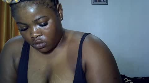 Snapshot of silver_baby06 chatting on June 19, 10:52 am silver baby06 online show from June 19, 10:52 am