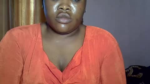 Snapshot of silver_baby06 chatting on June 23, 12:14 pm silver baby06 online show from June 23, 12:14 pm