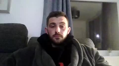 simomoliver online show from January 18, 2:37 am