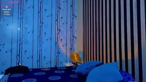 Simon  online show from April 11, 12:20 pm