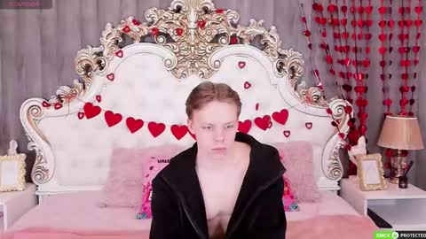 Simon online show from February 19, 9:05 am