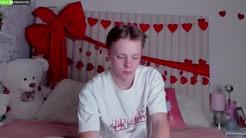 Simon online show from February 21, 6:31 pm