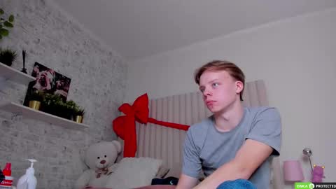 Simon online show from March 14, 8:53 am