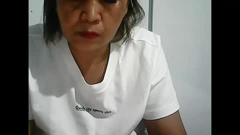 Carolyn online show from April 8, 11:21 am