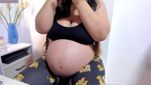 zoe online show from April 15, 7:21 pm