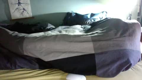 simplyminded online show from March 18, 9:01 am