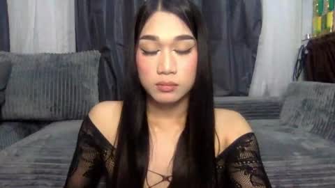 Kylie online show from June 25, 4:33 pm