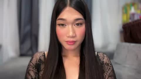 Kylie online show from July 25, 11:19 am