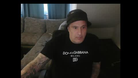 sinalco1975 online show from April 9, 5:07 am