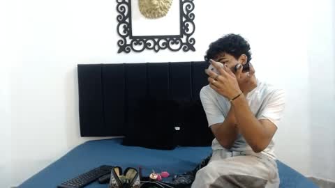  online show from April 27, 11:19 am