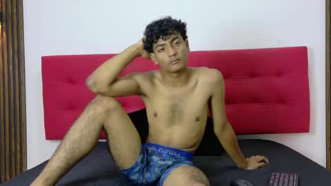   online show from May 9, 11:48 am