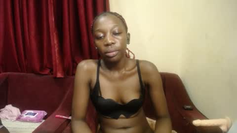 Elsy online show from May 11, 5:43 pm