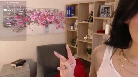 Eva online show from March 19, 8:13 pm