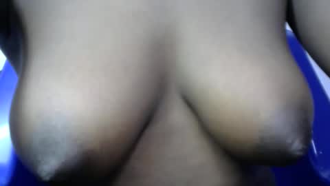 Snapshot of sinful_bitch90 chatting on May 18, 10:37 pm sinful_bitch90 online show from May 18, 10:37 pm