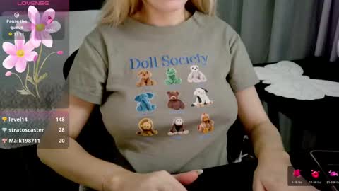 Kate online show from May 11, 4:04 pm