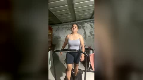 sinfullwife6969 online show from February 17, 1:18 pm