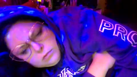 Siofra online show from February 11, 11:10 pm