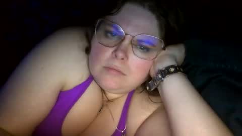 Siofra online show from May 3, 4:18 am