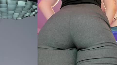 Siouxsie online show from April 22, 10:39 am