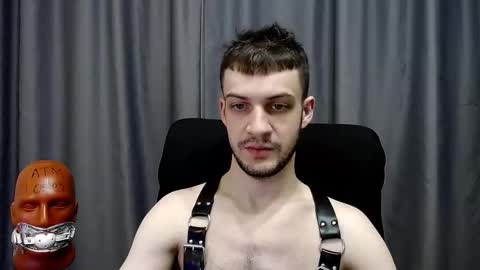 Sir Damien online show from December 17, 3:23 am