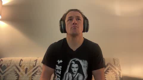 sirbubblesworth online show from February 8, 12:17 am