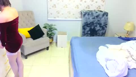 D i f a  Ana Arbeh shemale online show from February 23, 7:17 am