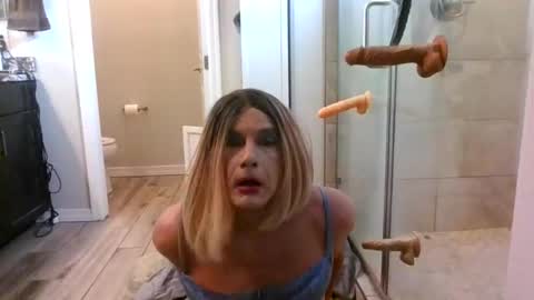 wants to suck cock online show from May 18, 12:40 am