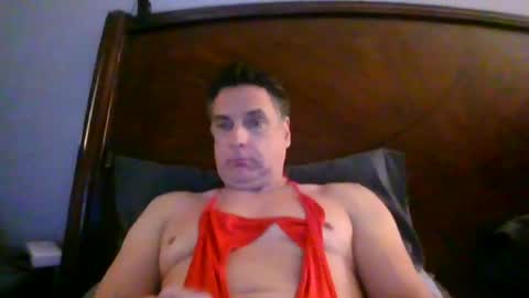 wants to suck cock online show from June 16, 2:14 am