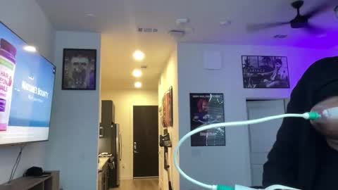 Snapshot of sissyblkgoddess858860 chatting on March 15, 5:52 pm Sissyblkgoddess online show from March 15, 5:52 pm