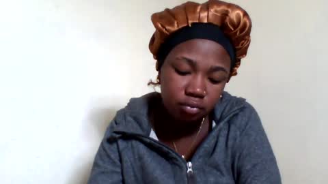 Snapshot of sisyh697532 chatting on July 4, 3:45 am sisyh697532 online show from July 4, 3:45 am