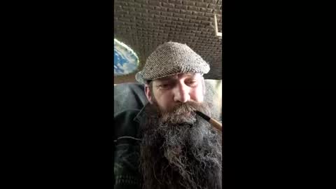 sitonmybeardxxx online show from May 3, 8:37 pm