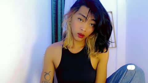 Snapshot of sizka_ford chatting on October 18, 4:37 am Sizka online show from October 18, 4:37 am