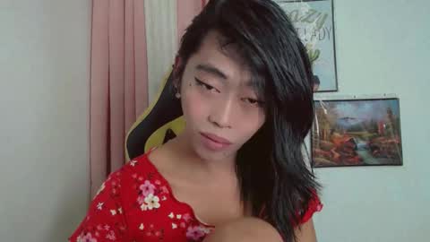 Snapshot of sizka_ford chatting on November 21, 6:23 am Sizka online show from November 21, 6:23 am