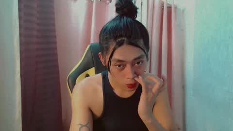 Snapshot of sizka_ford chatting on February 9, 8:29 am Sizka online show from February 9, 8:29 am