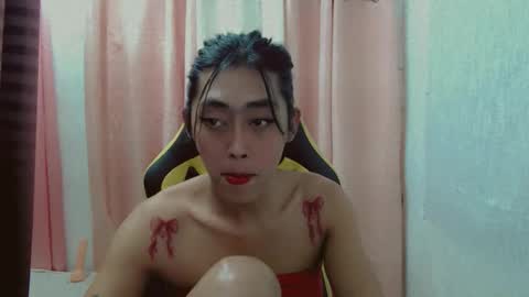 Snapshot of sizka_ford chatting on February 17, 9:28 am Sizka online show from February 17, 9:28 am