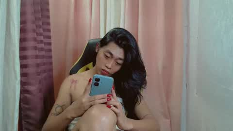 Snapshot of sizka_ford chatting on March 11, 5:35 am Sizka online show from March 11, 5:35 am