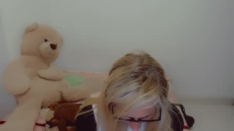 Arlett online show from May 11, 11:16 am