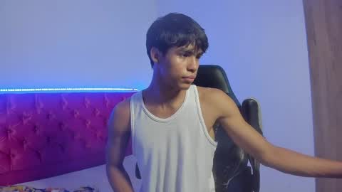 sam online show from April 27, 2:31 am