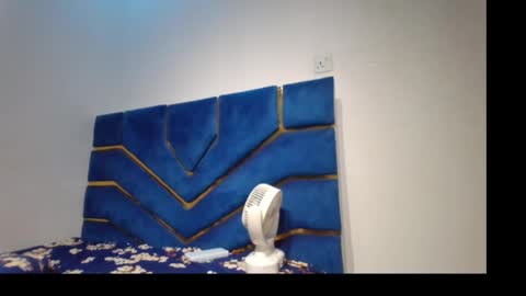 skinnyasssexyboobs online show from March 14, 4:40 am