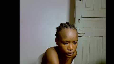 Linda independent model online show from January 15, 7:28 pm