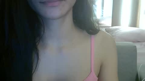 skinnykittencam online show from March 16, 11:25 am