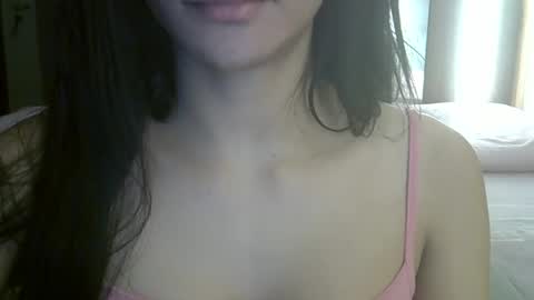 skinnykittencam online show from April 17, 3:37 pm