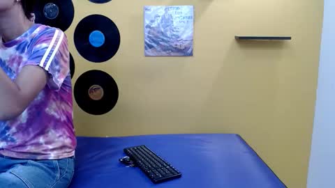 VERUS online show from March 22, 7:39 pm