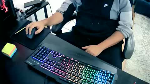 skullcandyyyy online show from April 23, 12:04 pm