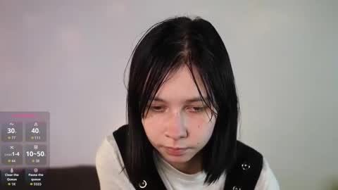 Snapshot of skyemcguire chatting on December 1, 7:02 am Melissa online show from December 1, 7:02 am