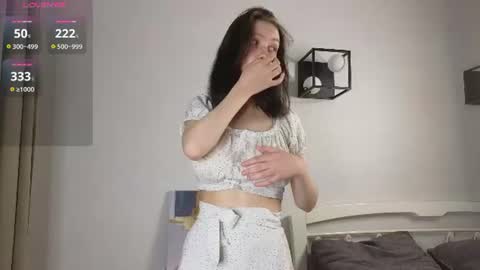 Melissa online show from June 13, 4:16 pm